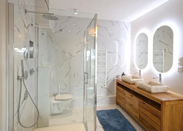 La Promenade Du Port - Balcon Vue Sur Le Port Barneville-Carteret